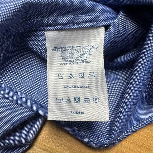 Lands’ End women’s Blue button-up long-sleeve shirt. - Picture 6 of 6